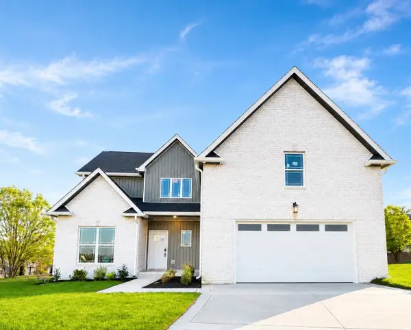 112 Apple Blossom Ct, Clarksville, TN 37042