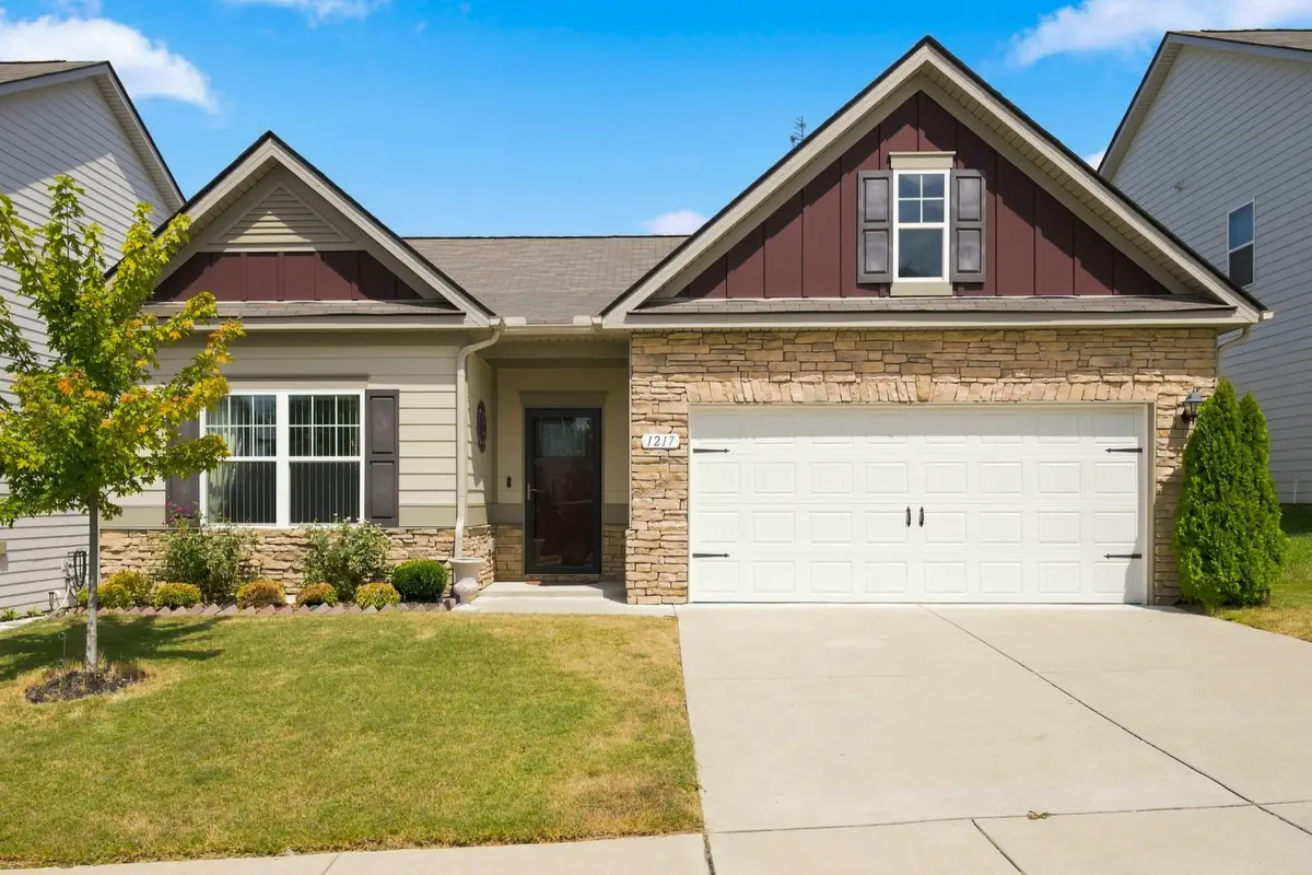 1217 Arroyo Dr, Nashville, TN 37218 - #1