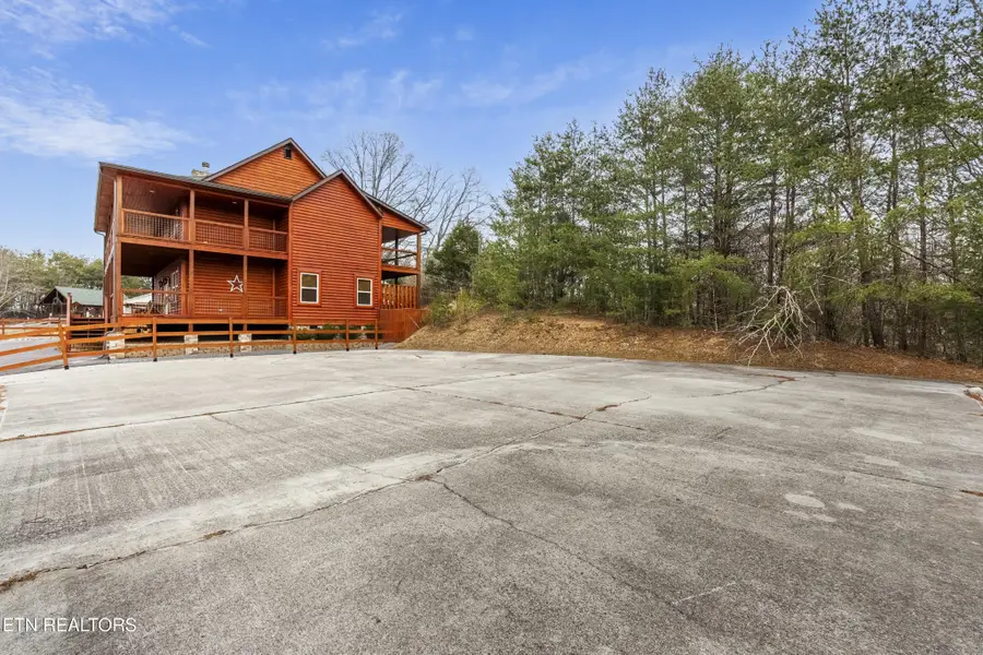 0 Seth Rd, Pigeon Forge, TN 37863 - #3