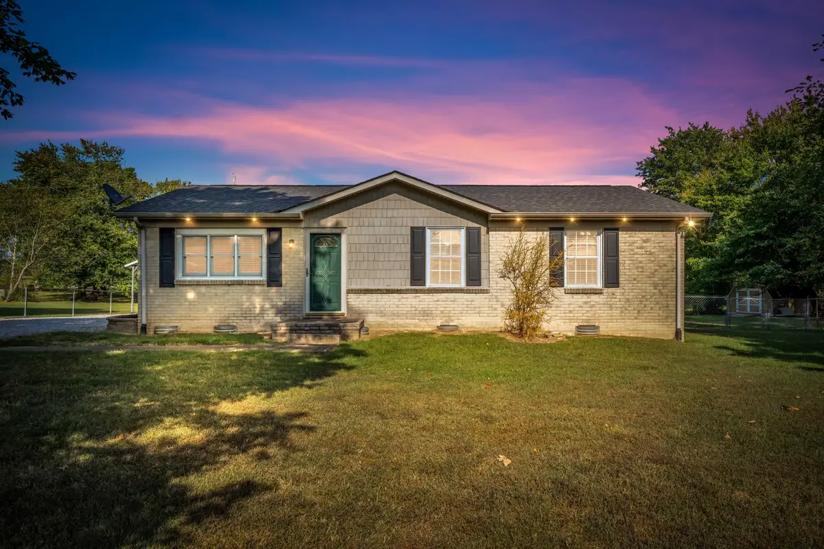 107 Reep Rd, Dickson, TN 37055 - #1
