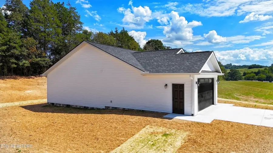 243 Splendor Way, Parrottsville, TN 37843 - #2
