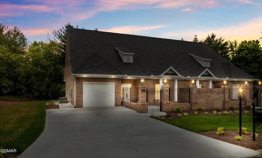 910 Fine Glen Drive, Sevierville, TN 37862 - #2