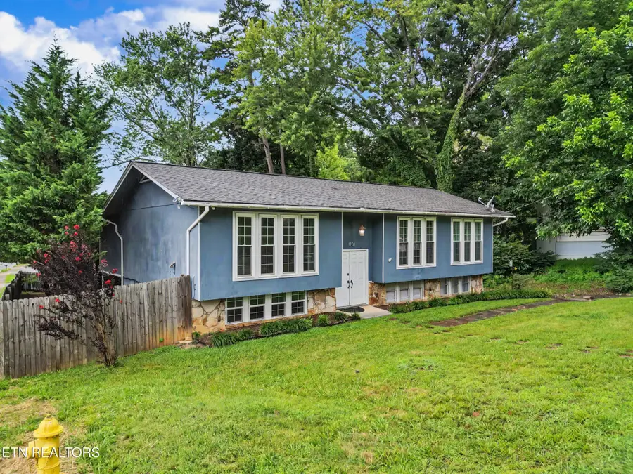 1201 Foxcrolf Drive, Knoxville, TN 37923 - #2