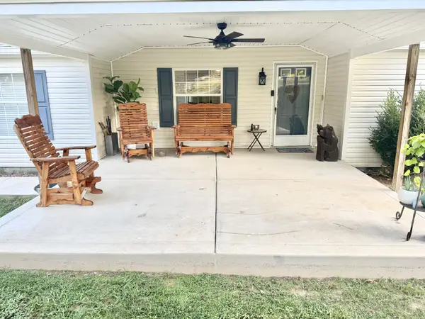 1251 Porter Morris Rd, Chapmansboro, TN 37035