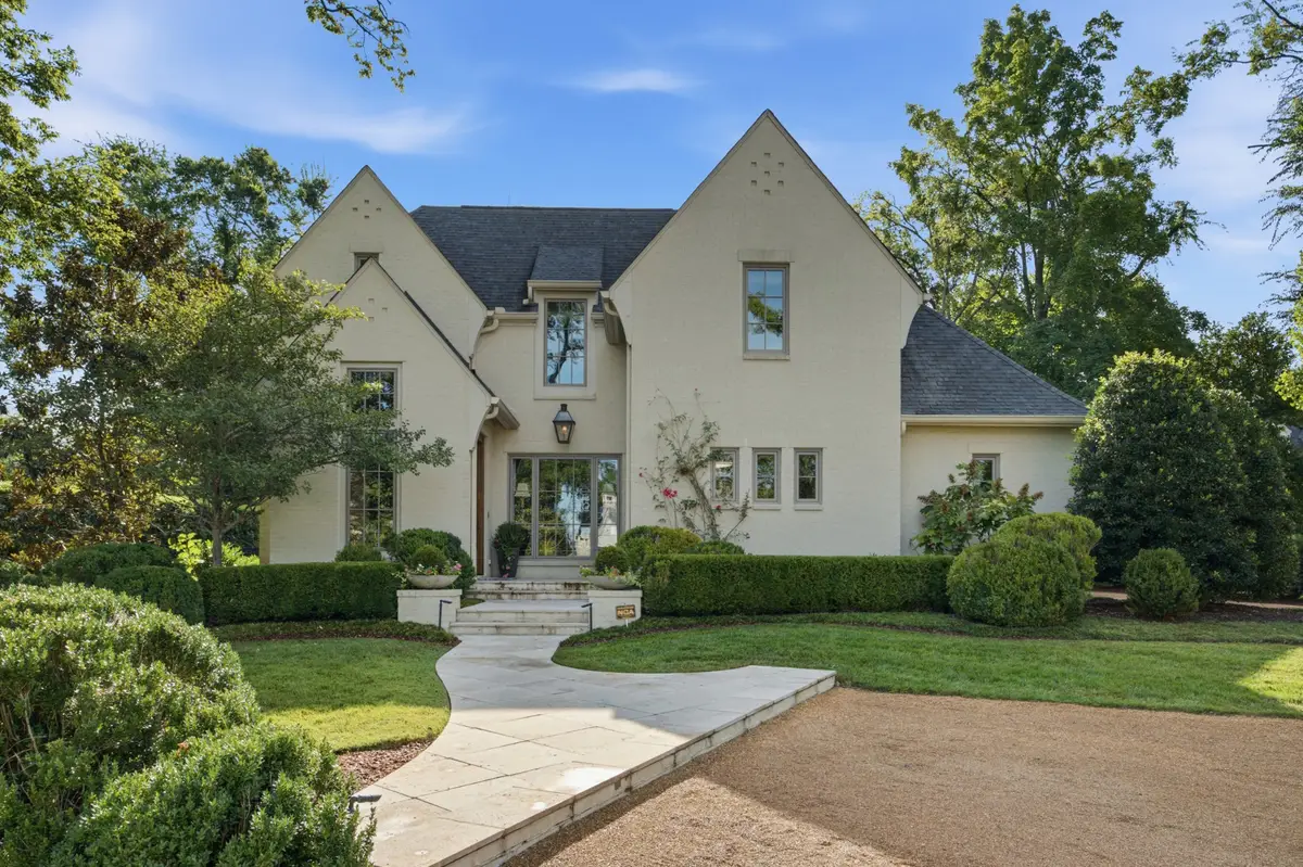 912 Westview Ave, Nashville, TN 37205 - #1