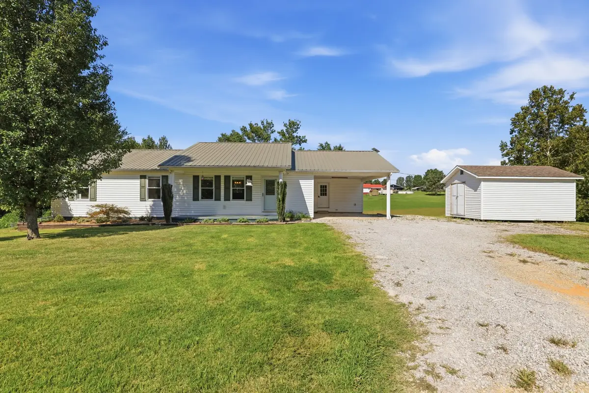 165 Dortch Ln, Paris, TN 38242 - #1