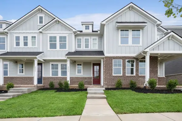2599 Peaceful Valley Dr, Columbia, TN 38401