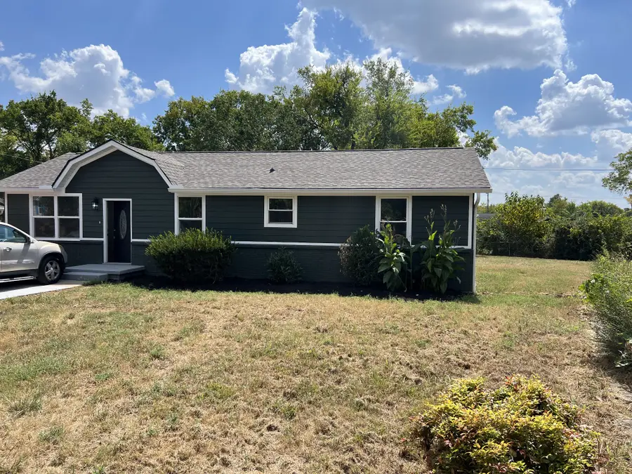 3785 Lunn Dr, Nashville, TN 37218 - #2