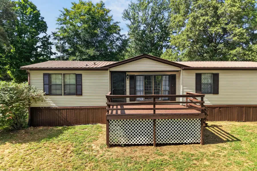 2430 Viola Rd, McMinnville, TN 37110 - #2