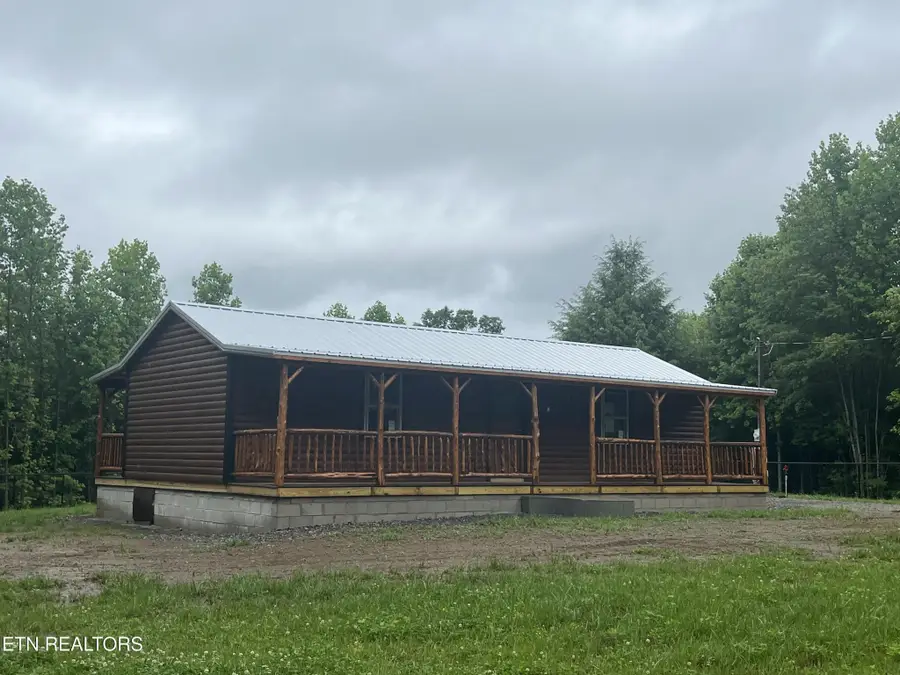 2240 Mt Pleasant Rd, Vonore, TN 37885 - #3