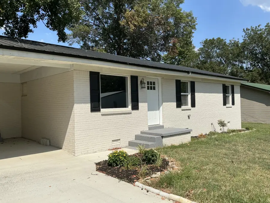 52 Scarbough East Ave, Friendship, TN 38034 - #2