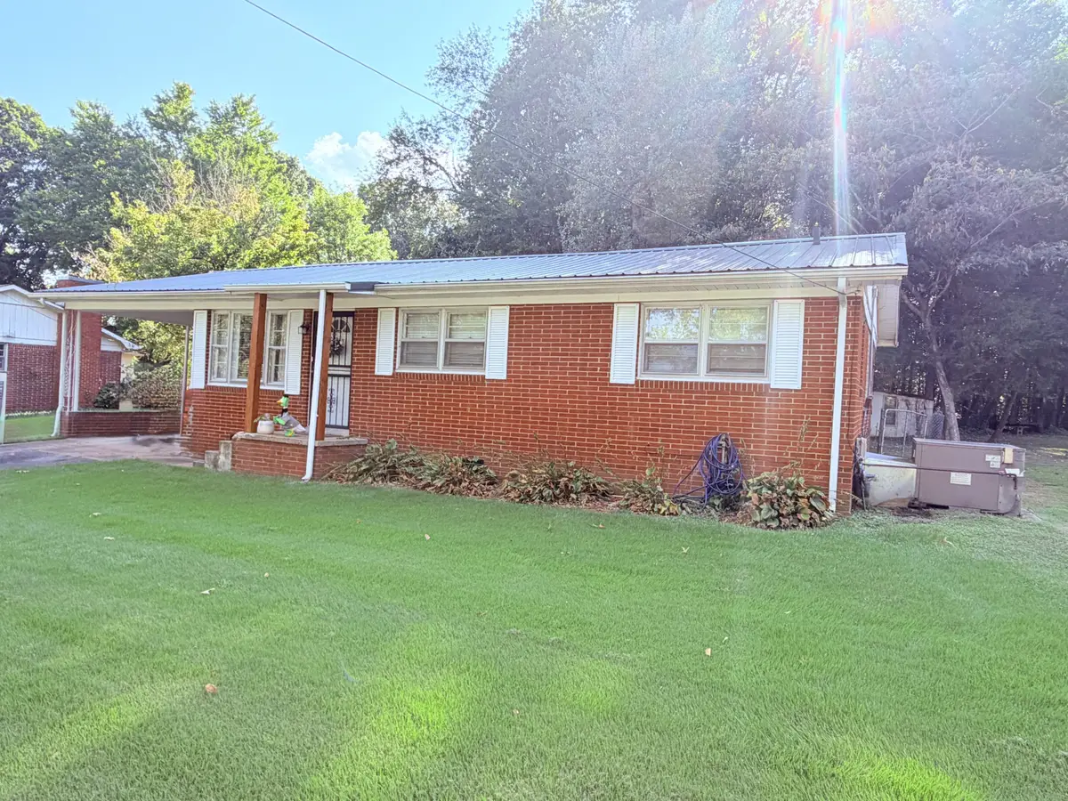 125 Forney Rd, Huntingdon, TN 38344 - #1
