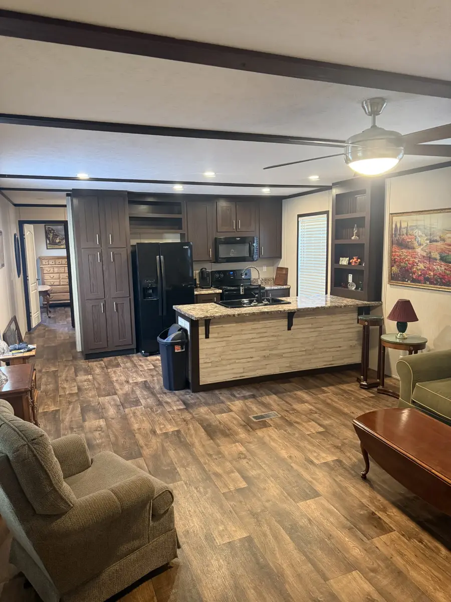 375 Jones Hollow Rd, McMinnville, TN 37110 - #3
