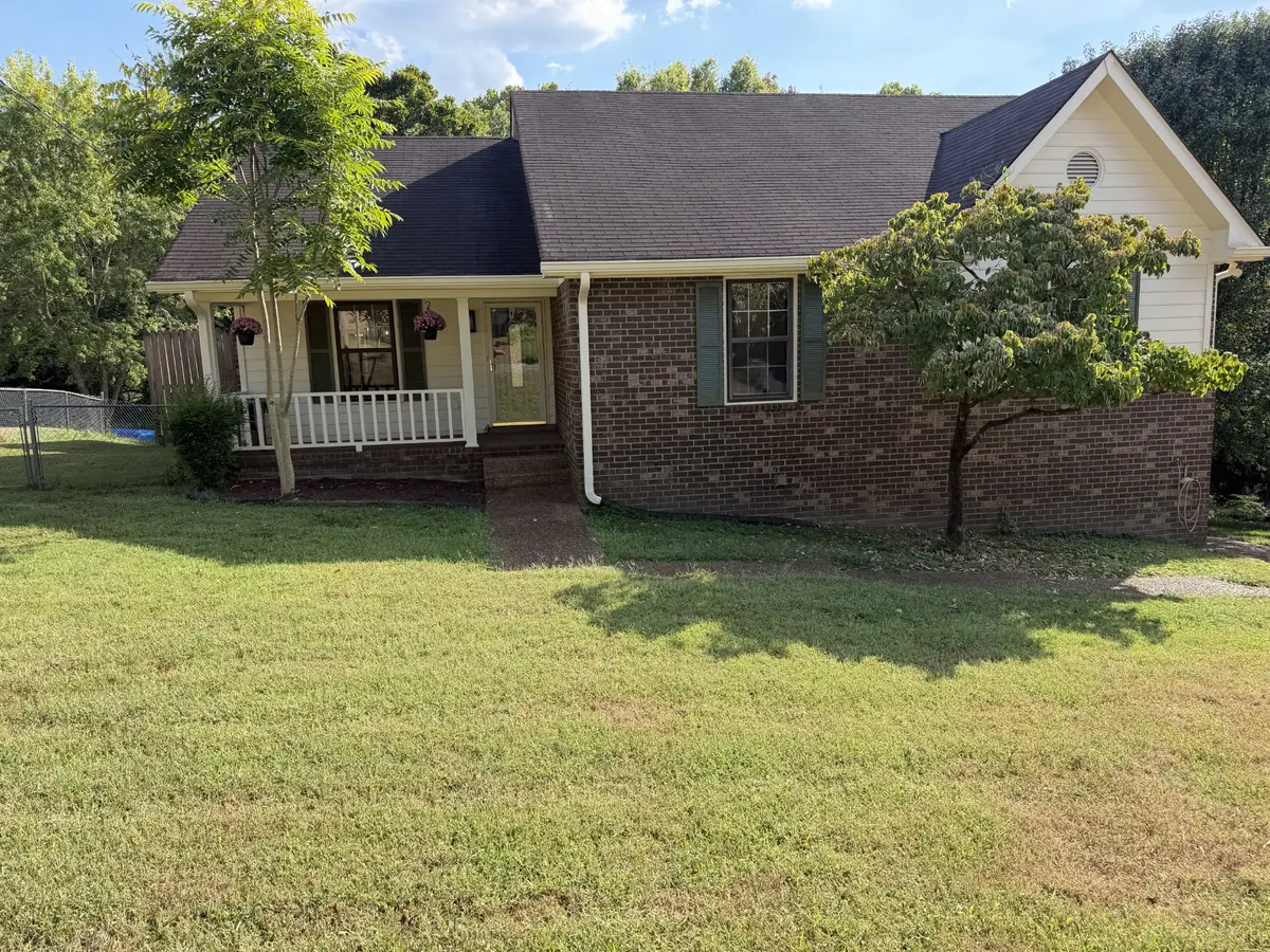 913 Norwalk Dr, Nashville, TN 37214 - #1