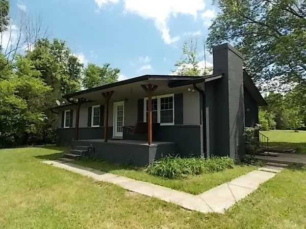 12698 Versailles Rd, Rockvale, TN 37153