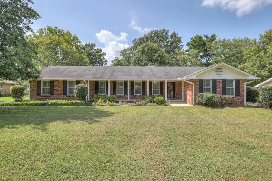 1110 Houston Dr, Murfreesboro, TN 37130 - #2