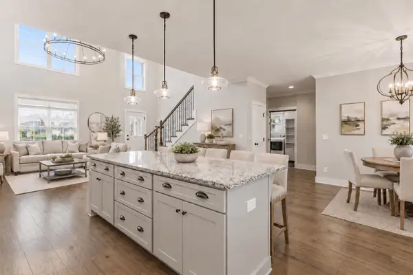 2044 Trout Trl, Murfreesboro, TN 37129
