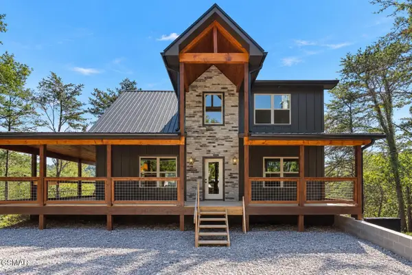 3004 Crestview Court, Sevierville, TN 37862