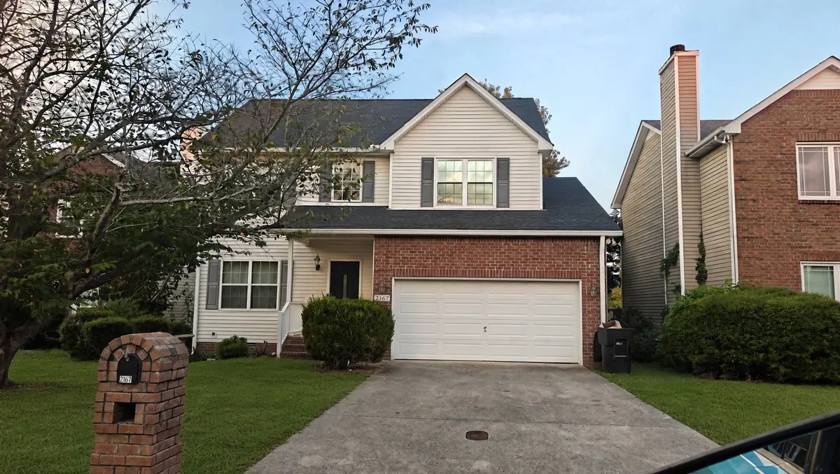 2167 Oak Hill Dr, Murfreesboro, TN 37130 - #1