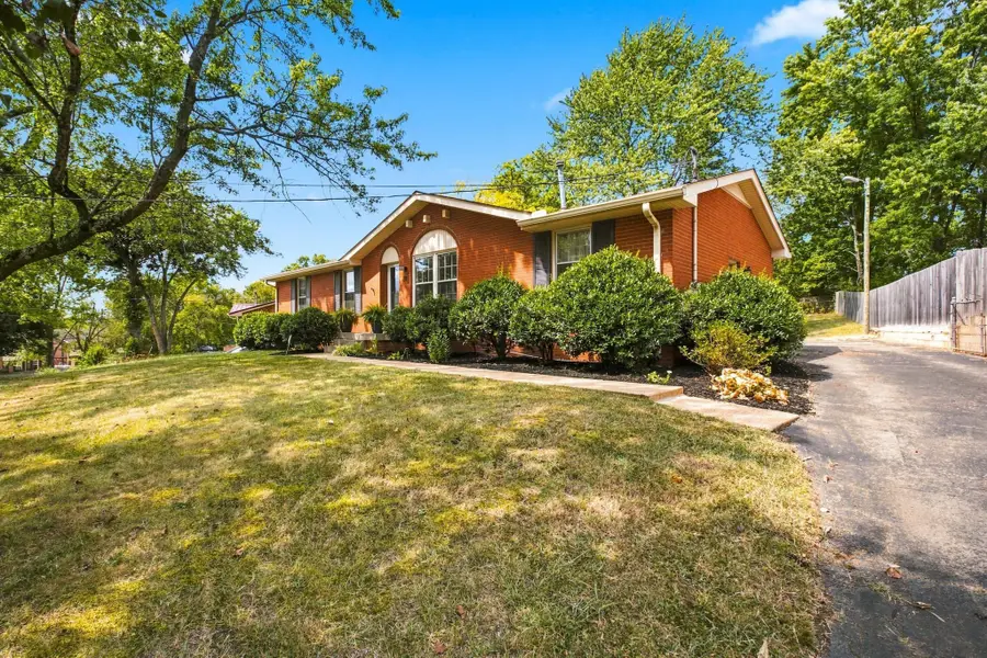 211 Blue Ridge Dr, Old Hickory, TN 37138 - #3