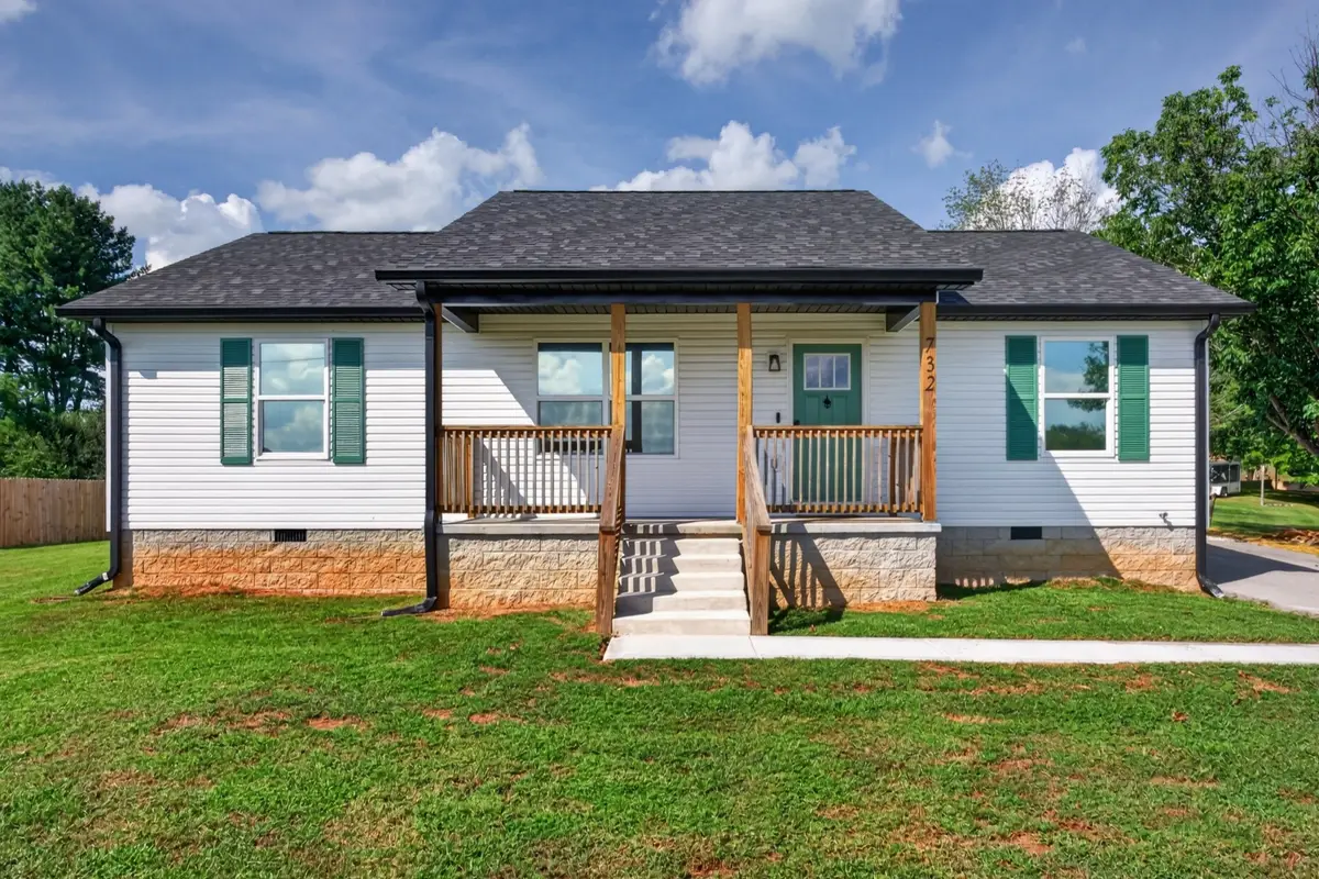 732 Millers Point Rd, Sparta, TN 38583 - #1