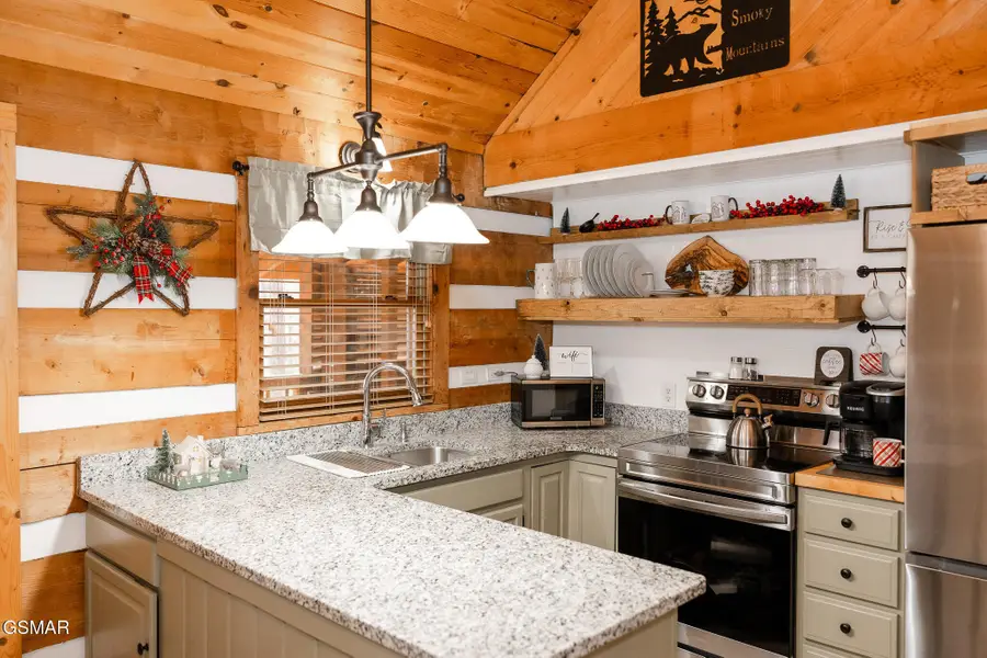 1655 S Mountain View Road, Sevierville, TN 37876 - #2