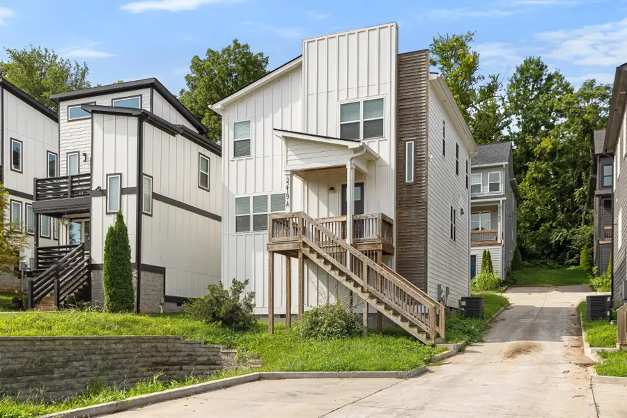 3219A Curtis St, Nashville, TN 37218 - #2