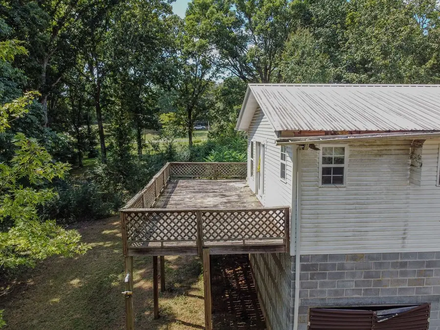 970 Highway 39 E, Englewood, TN 37329 - #3