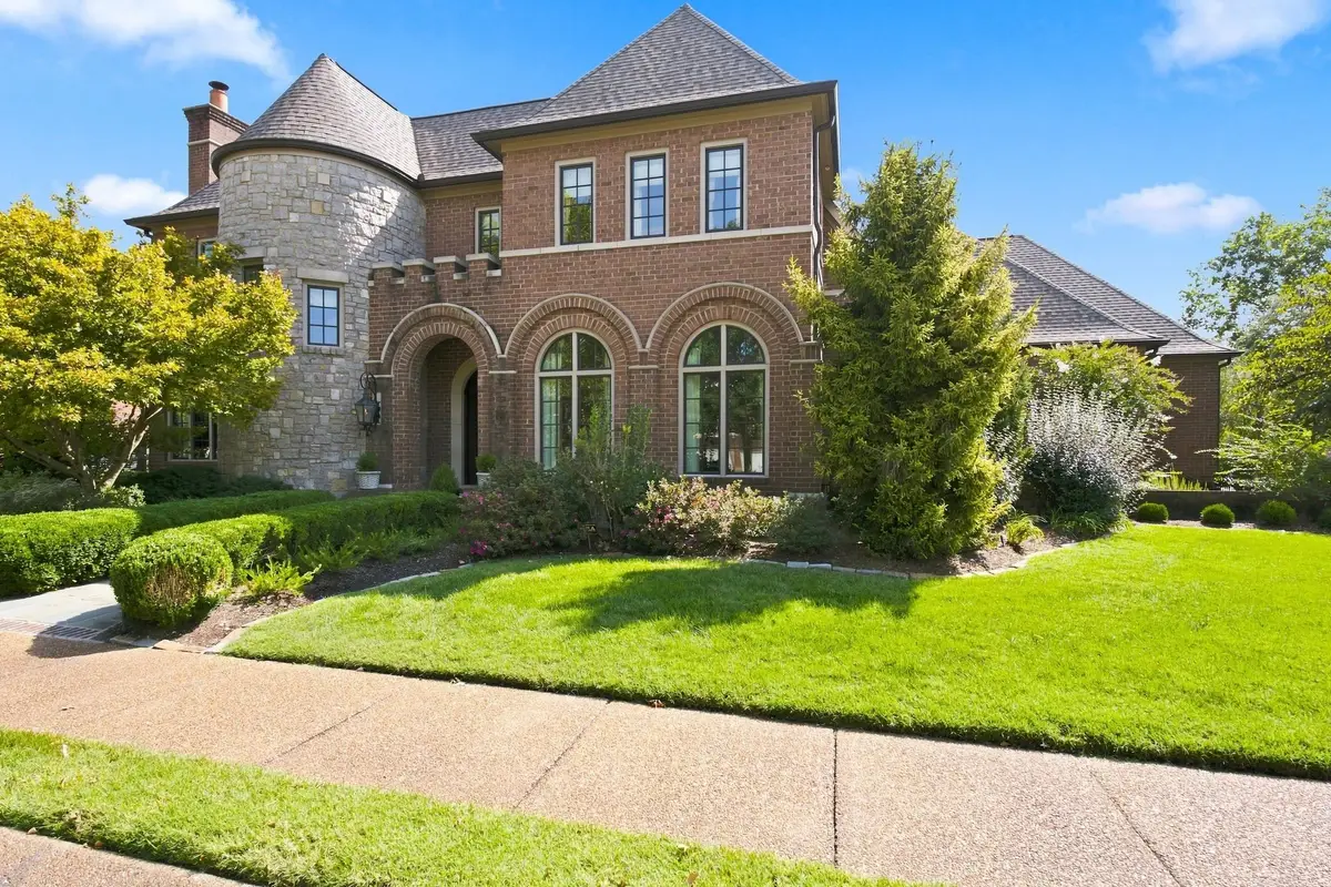 11 Middleton Park Ln, Nashville, TN 37215 - #1