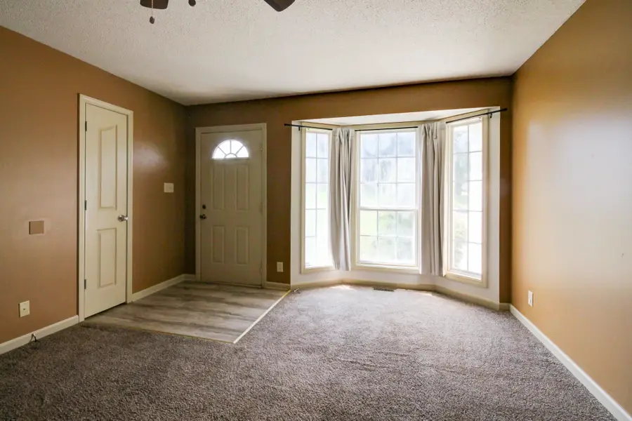 1035 Hot Shot Dr, Clarksville, TN 37042 - #2