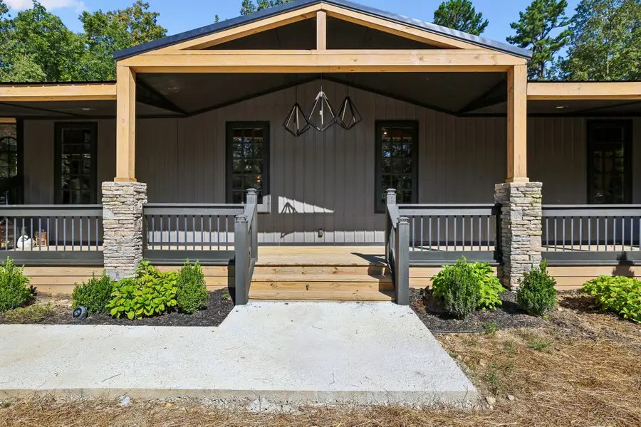 226 1st Dr, Altamont, TN 37301 - #2