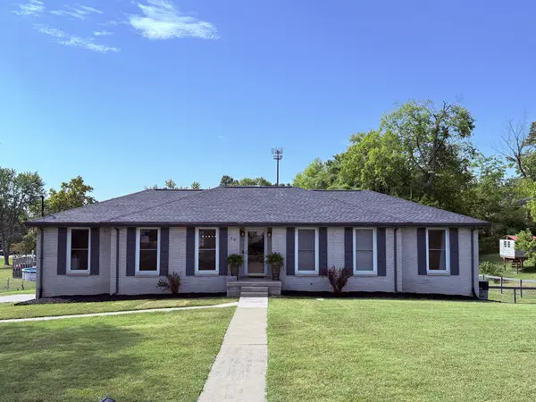 79 Hill St E, Mount Juliet, TN 37122