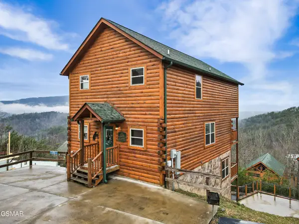 1246 Bird Nest Way, Sevierville, TN 37862