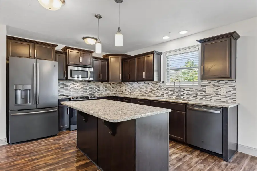 1301 Eagles View Dr, Clarksville, TN 37040 - #2