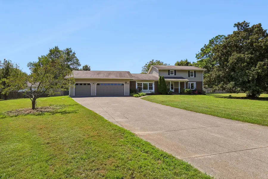 2546 Summit Ct, Murfreesboro, TN 37130 - #2