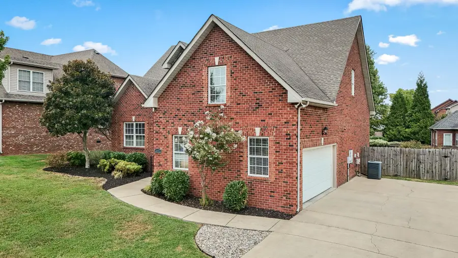 1921 Walking Dr, Murfreesboro, TN 37130 - #3