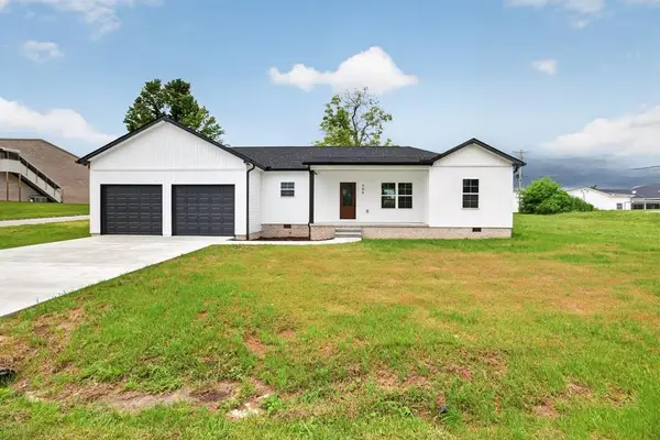 208 E Crawford Ave, Monterey, TN 38574