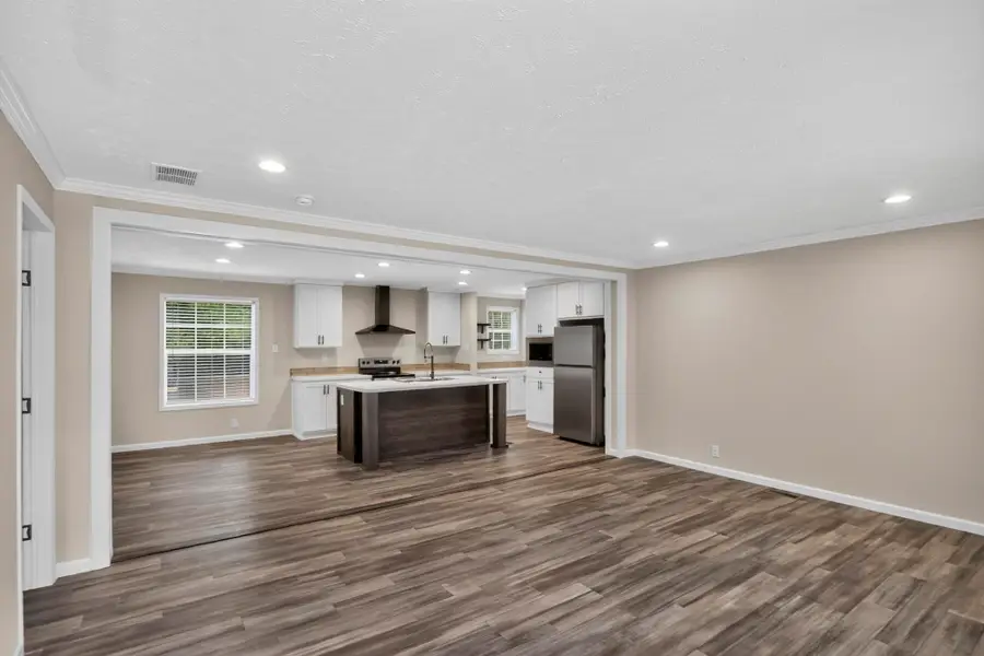 3479 Lake Rd, Woodlawn, TN 37191 - #2