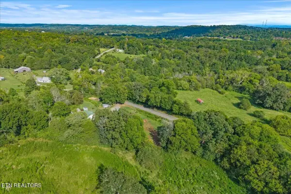 558 County Road 130, Athens, TN 37303