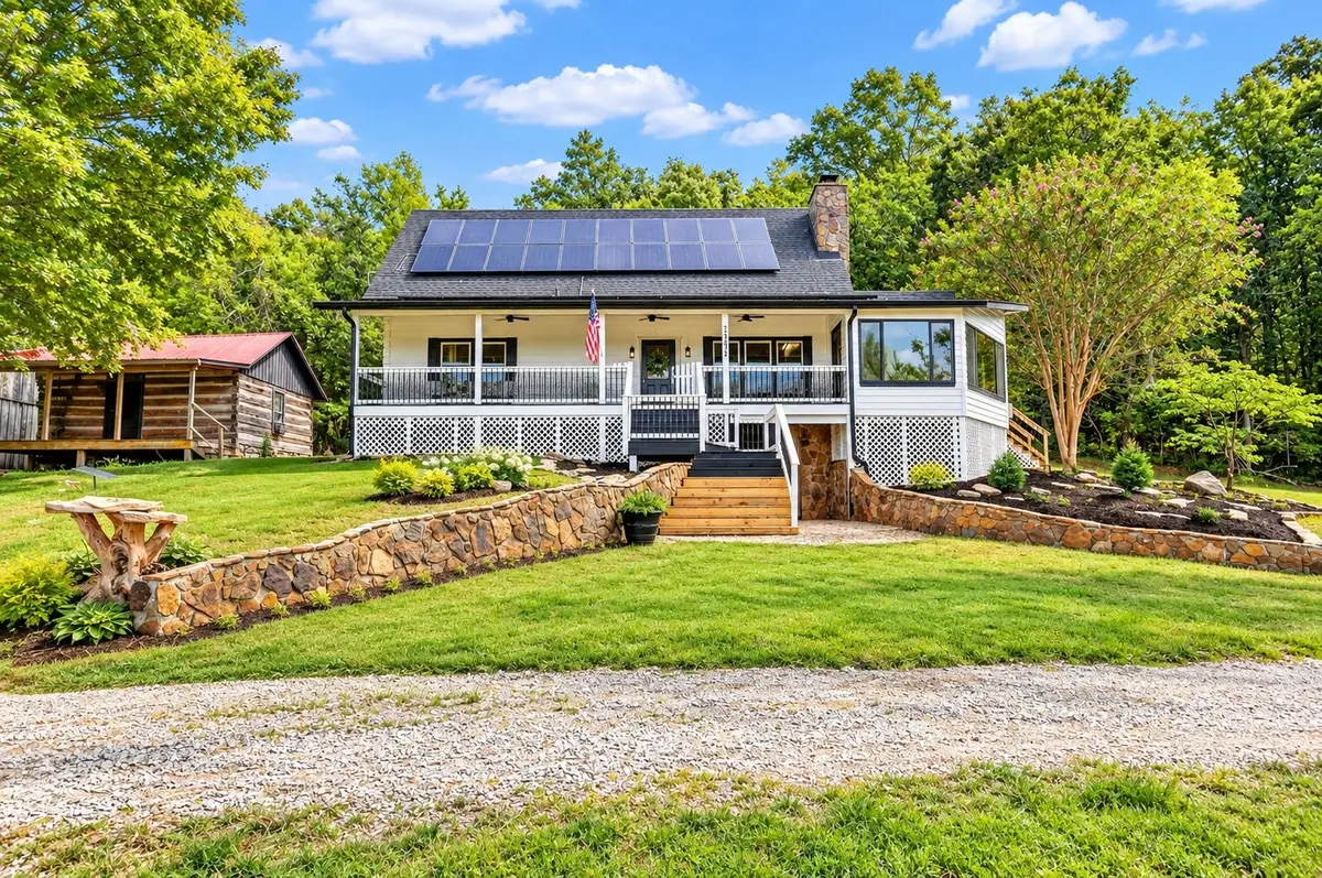 3771 Jimmy Gray Robinson Rd, Williamsport, TN 38487 - #1