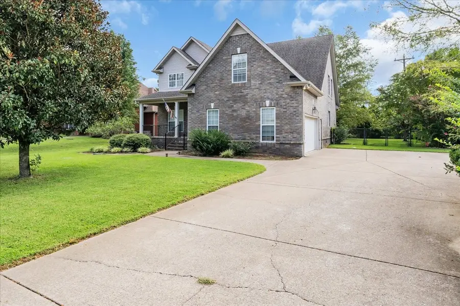 1204 Lunar Dr, Murfreesboro, TN 37129 - #3