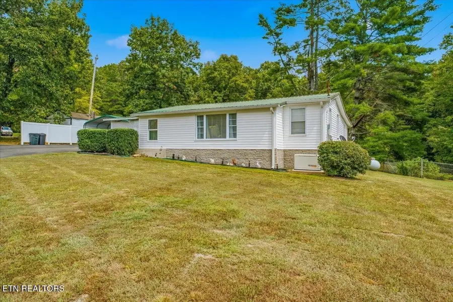 2353 Old Harriman Hwy, Harriman, TN 37748 - #2