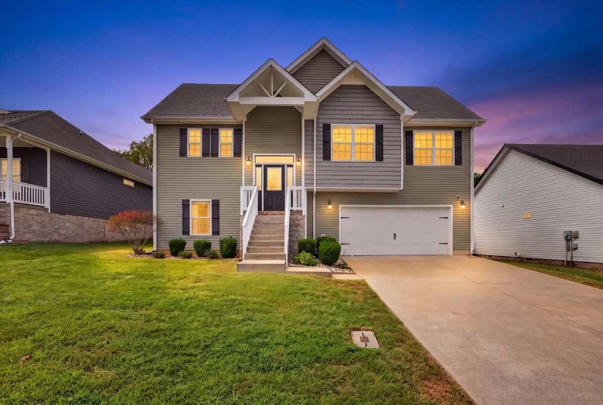 2833 Russet Ridge Dr, Clarksville, TN 37040 - #1