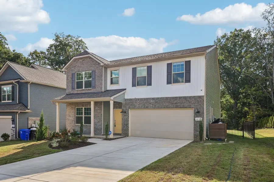 3239 Holiday Ln, Columbia, TN 38401 - #2