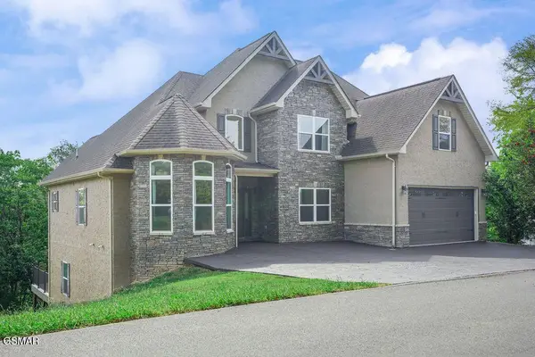 1202 Foxwood Drive, Sevierville, TN 37862