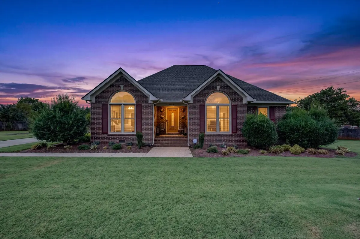 1907 Andrew Ct, Murfreesboro, TN 37129 - #1