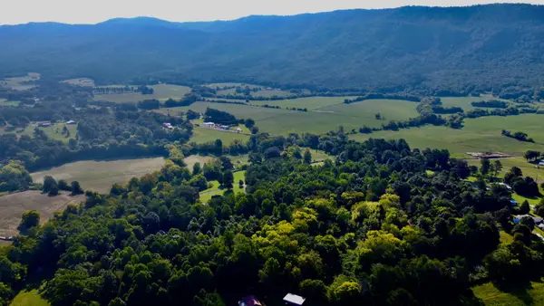 210 County Road 488, Etowah, TN 37331