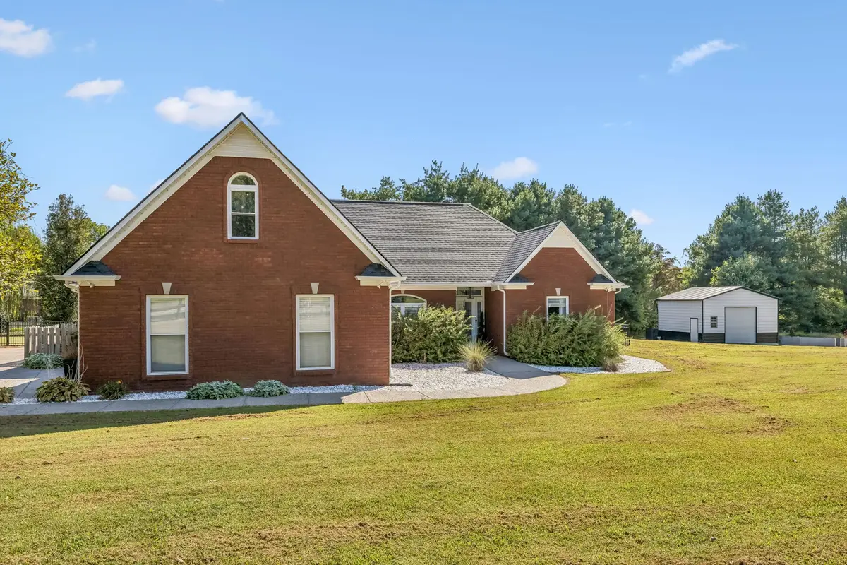 2875 Pulaski Hwy, Columbia, TN 38401 - #1
