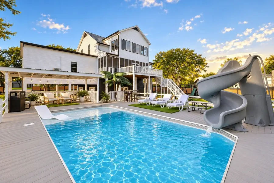 1001 Cumberland Dr, Chapmansboro, TN 37035 - #3