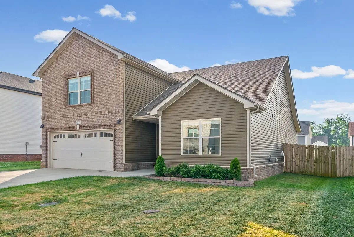 247 Dugger Dr, Clarksville, TN 37042 - #1